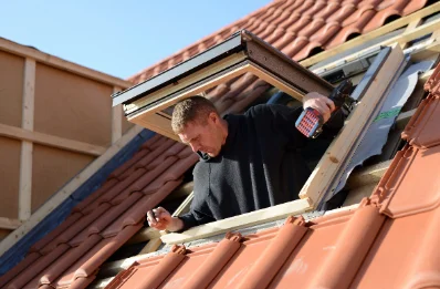 Pose de fenêtres de toit Velux à Bracon